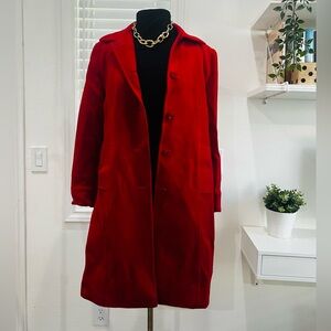 Elegant Preston & York 100 % Wool Red Vibrant /Medium length Coat size 6